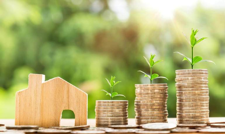 Should You Choose a Fixed or Variable Mortgage Rate Today